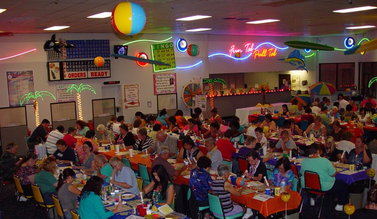 11th Annual Beach Blanket Bingo Comstock's magazine